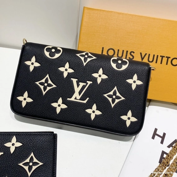 AAA Pruses Bags POCHETTE FÉLICIE LOUIS VUITTON 0822